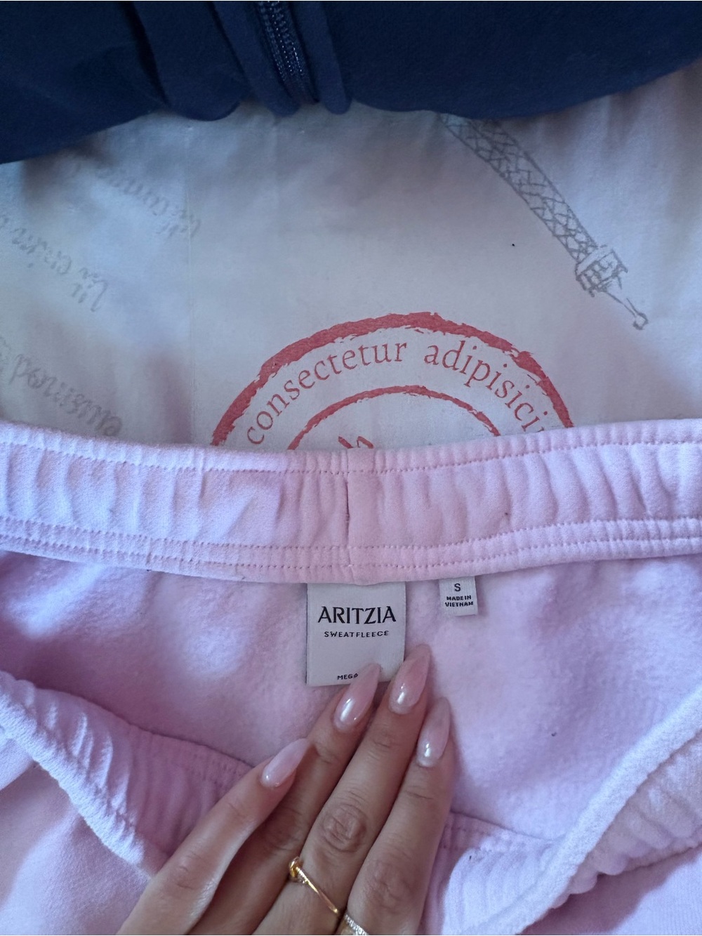 Aritzia Sweatpants – Light Pink - Picture 4 of 12